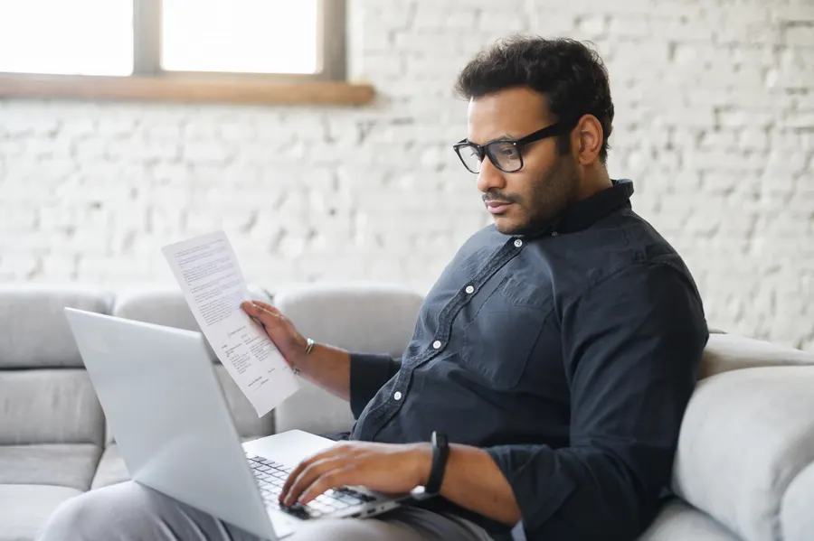 How Employers of Record Adapt to Different Industries
